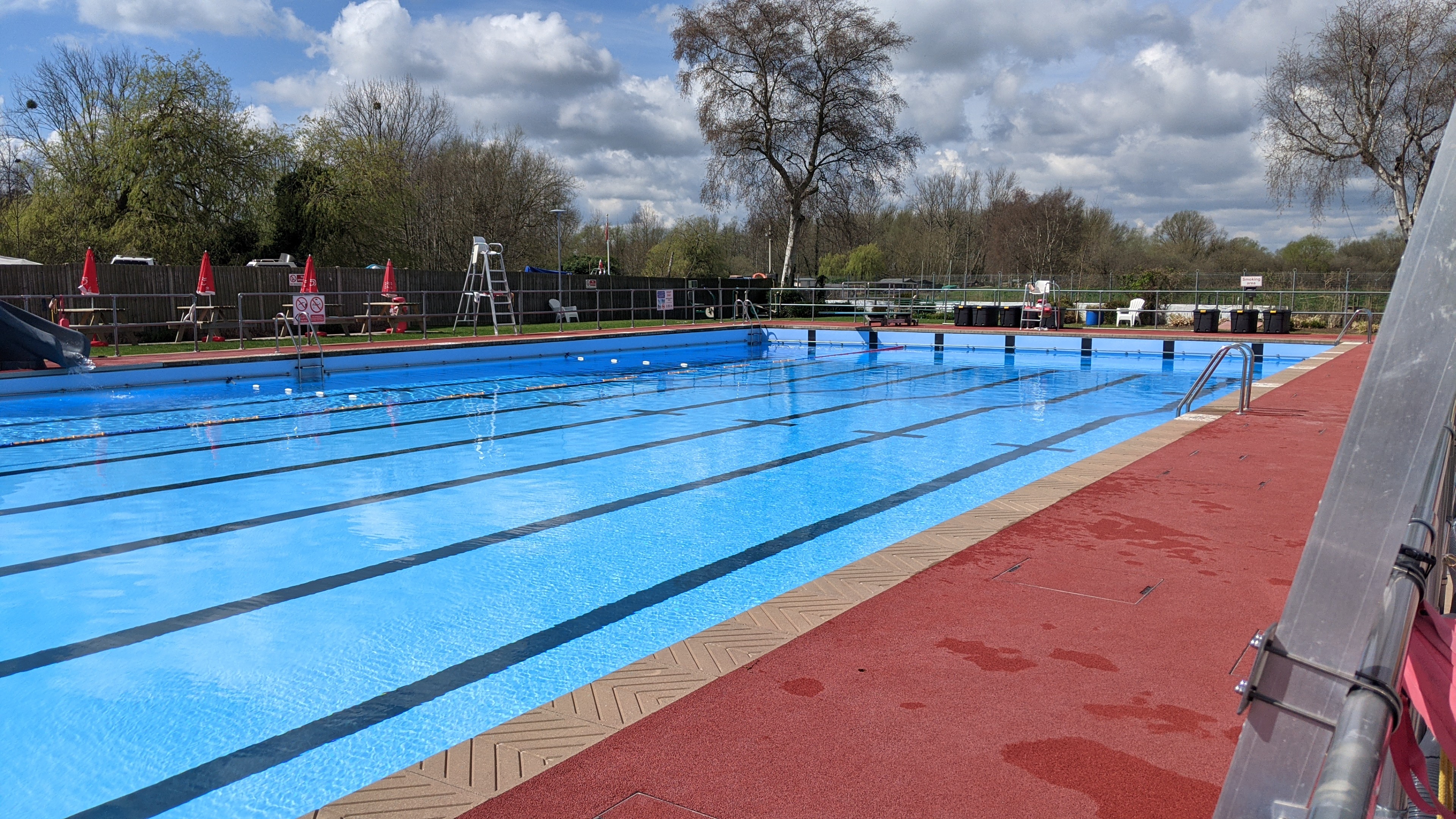 Beccles lido, empty in the sun