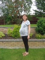 Helen with bump, sideways